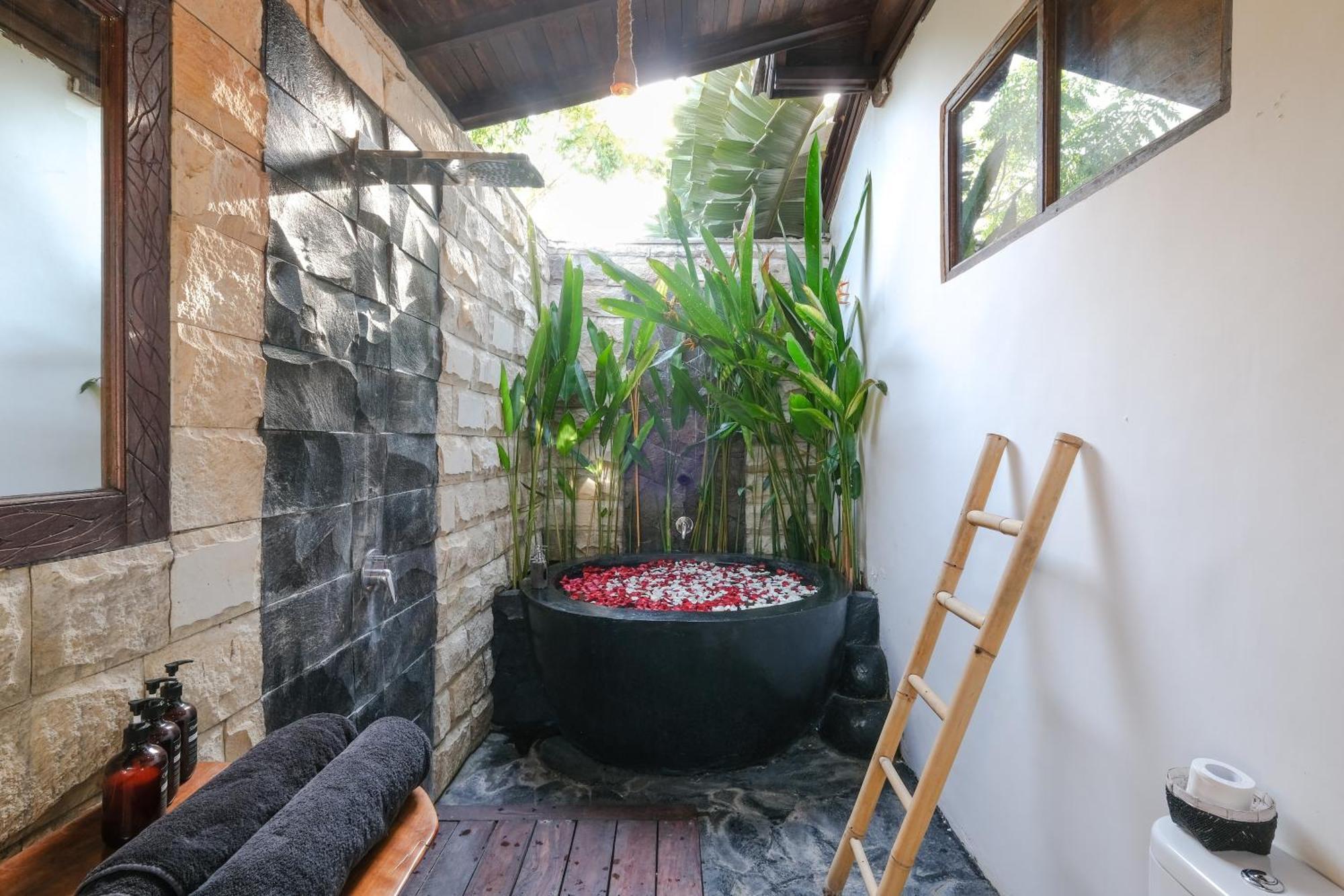 Ocean Bay Boutique Bungalows Uluwatu Zewnętrze zdjęcie